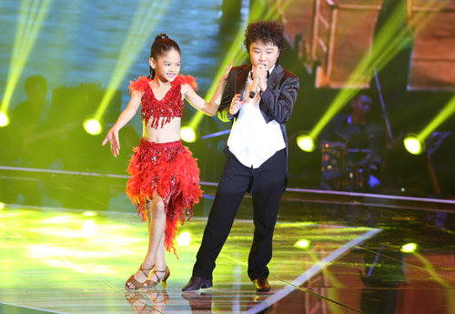 Cô bé Bình Định đăng quang The Voice Kids - 14