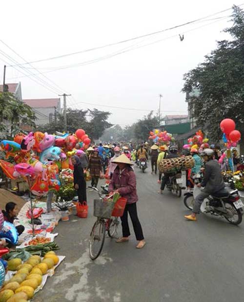 Siêu thị Việt ngậm ngùi nhìn chợ vỉa hè qua mặt - 1