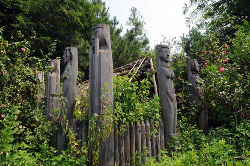 Ảnh: Làng văn hoá 3.200 tỷ thành khu “nhà ma” - 19