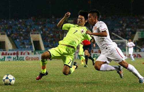 Nửa cuối hiệp 2 của U19 Việt Nam - 1