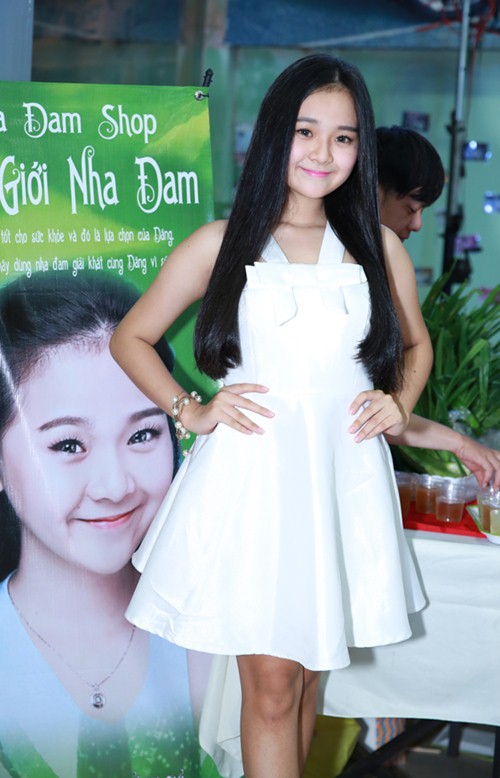 Tam Triều Dâng cùng chị gái xinh tươi đi sự kiện - 2