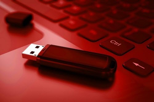 BadUSB: Lỗ hổng cực kỳ nguy hiểm trên USB - 1