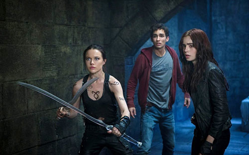 Trailer phim: Mortal Instruments: City of Bones - 3