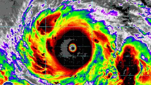 Siêu bão mạnh tương đương Haiyan sắp đổ bộ vào Nhật - 1