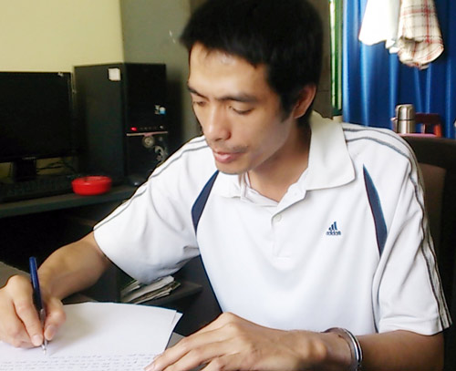 Đâm vợ, dìm con: Lương tri người cha chợt bừng tỉnh - 1