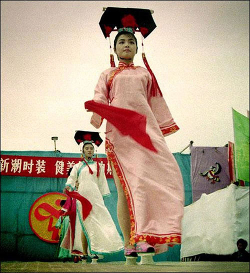 Lộ ảnh ngái ngủ, nhăn nhó của thí sinh HH Hoàn vũ - 10