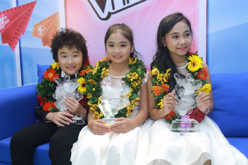 Sốt với vẻ dễ thương của cô bé Thiện Nhân - 12