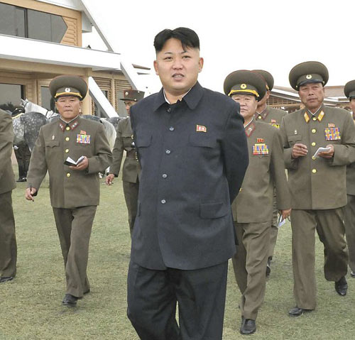 Báo Anh: Kim Jong-un đang bị "giam lỏng tại nhà" - 1