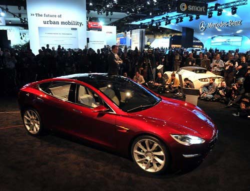 Tin nhắn bí hiểm giá 2 tỷ USD của CEO Tesla - 1