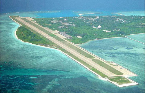 Phản đối Trung Quốc xây đường băng trên đảo Phú Lâm - 1