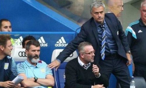 Từ chối bắt tay, Roy Keane dọa đấm gục Mourinho - 1