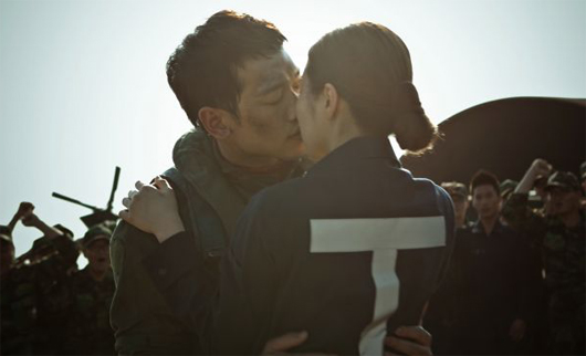 "Ông vua nụ hôn" Rain và 8 cảnh phim kinh điển - 4