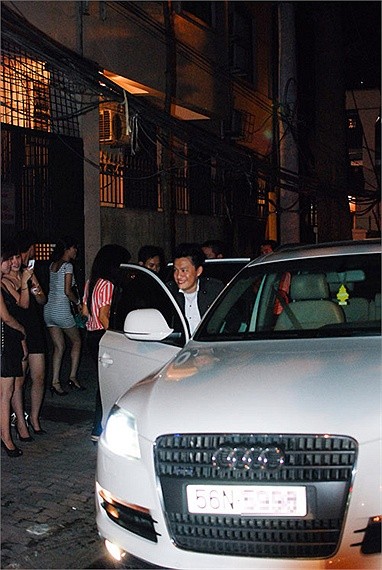 Lam Trường giàu cỡ nào trước khi cưới? - 6