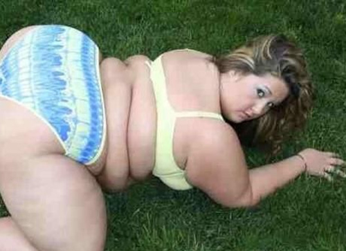 Rùng mình trước những thân hình lặc lè mỡ thừa - 6