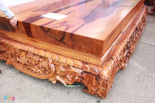 Sập gỗ mun nguyên khối giá hơn nửa tỷ đồng - 2
