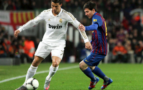 Đặt lên bàn cân giá trị: Messi & Ronaldo, ai hơn ai? - 1
