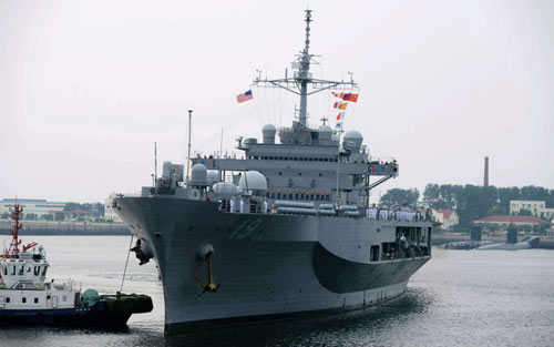 Lính Mỹ sát hại người đẹp chuyển giới - 2