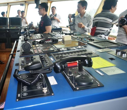 Cận cảnh tàu kiểm soát ô nhiễm của Ấn Độ tại Việt Nam - 8