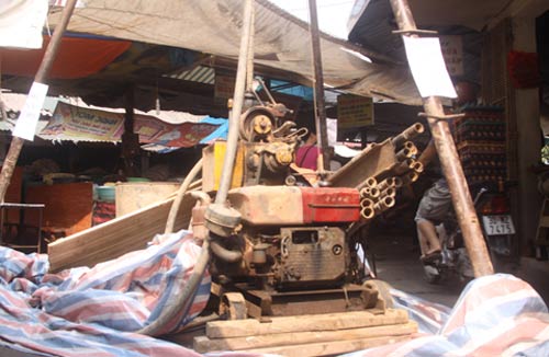 HN: Chủ đầu tư bất ngờ khoan chợ, tiểu thương nổi giận - 3