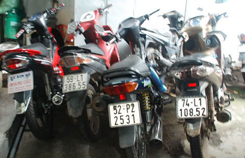 Bắt nhóm nghiện túy chuyên tiêu thụ xe gian - 2