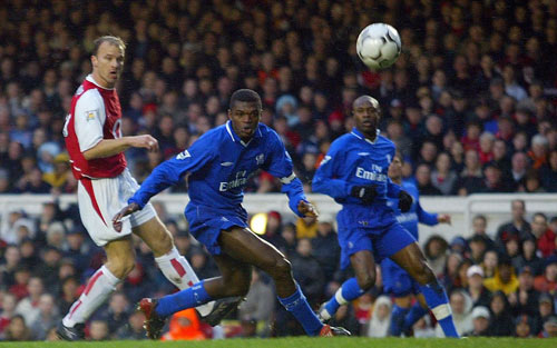 Nhớ về kỷ lục bất bại của Arsenal 10 năm trước - 4