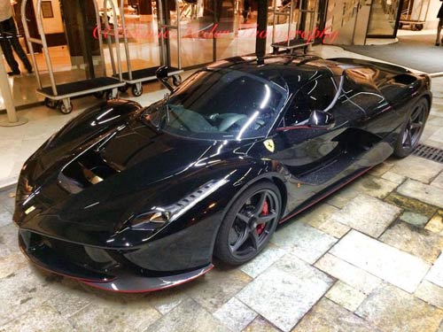 Lộ Ferrari LaFerrari màu đen tuyền của Massa - 5