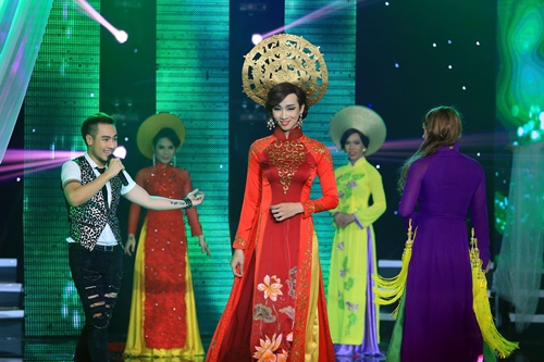 Thí sinh giả gái vạch trần mặt trái của showbiz Việt - 1