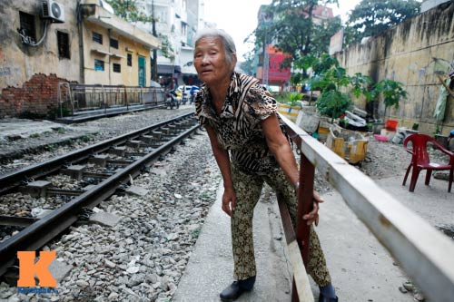 Vợ chồng già nép mình trong túp lều giữa Thủ đô - 3