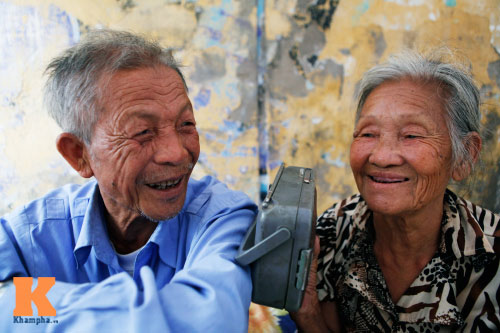 Vợ chồng già nép mình trong túp lều giữa Thủ đô - 11