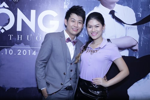 Mr. Đàm thân thiết ôm học trò The Voice - 7