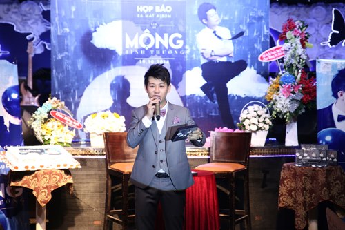 Mr. Đàm thân thiết ôm học trò The Voice - 4