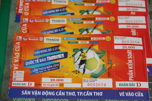 “Cháy vé” trận U19 đá ở Cần Thơ, BTC tất bật in thêm - 1