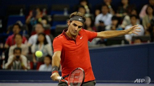 Federer - Mueller: Tàu tốc hành lăn bánh  (V1 Basel Open) - 1