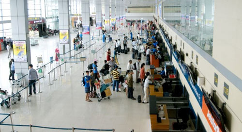 Cận cảnh sân bay Nội Bài sau ngày bị chê kém nhất châu Á - 1