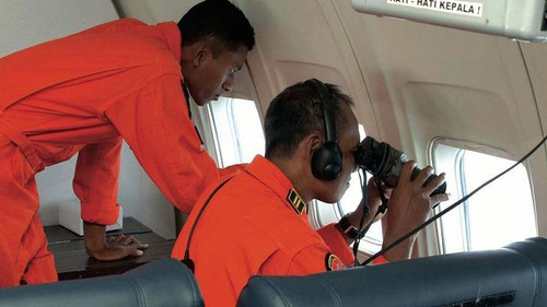 Mảnh vỡ MH370 có thể đã dạt vào bờ biển Indonesia - 1