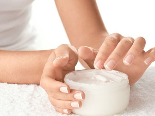 Bí quyết có làn da mềm như em bé trong mùa khô - 4