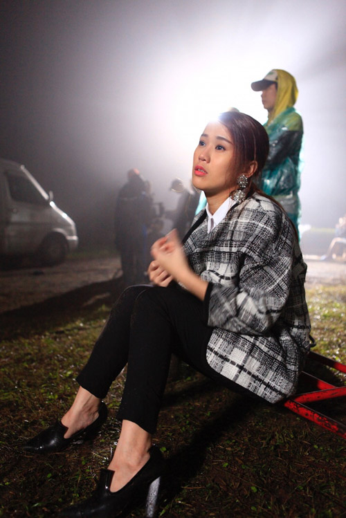 Tò mò với cảnh phim mới của hot girl Ngọc Thảo - 5