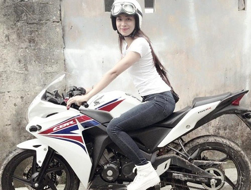 Những 9X xinh đẹp cưỡi mô tô xôn xao dân mạng - 5