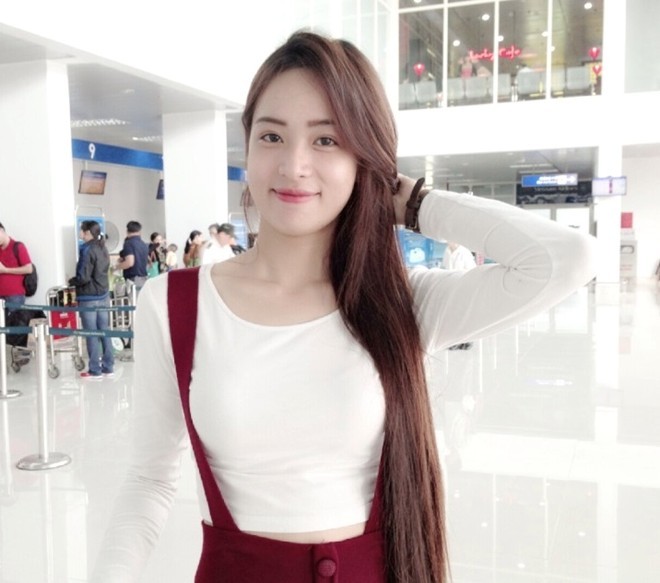 Những 9X xinh đẹp cưỡi mô tô xôn xao dân mạng - 8