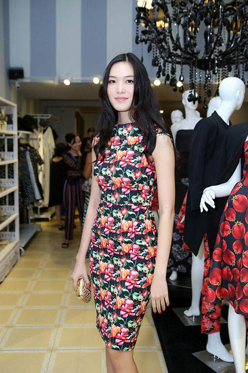 “Soi” phong cách thời trang của các hoa hậu Việt - 12