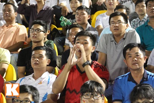 U19 HAGL tranh tài với U21 VN: Khán giả phấn khích - 4