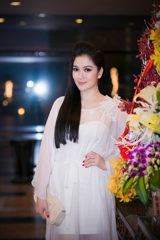 Cùng năm đó, cô đã đại diện Việt Nam tham dự cuộc thi Hoa hậu Thế giới (Miss World) tổ chức tại Trung Quốc. 
