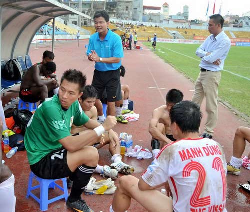 Có "sự cố", V.Ninh Bình xin nghỉ chơi V-League - 1