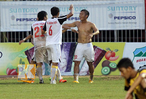 U19 HAGL - U21 Thái Lan: Đăng quang thuyết phục - 17