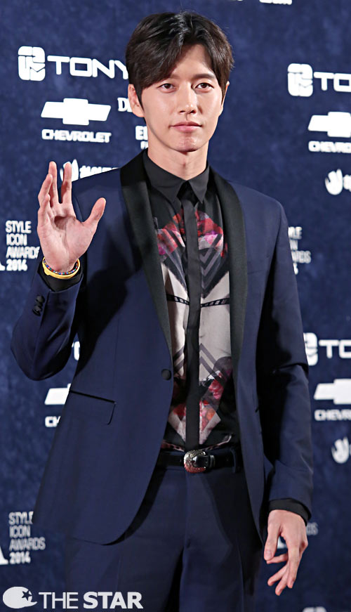 "Người tình Song Hye Kyo" lập cú đúp vì phong cách đẹp - 3