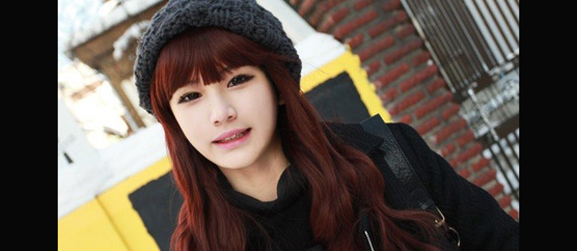 Hotgirl Kim Seul Mi được mệnh danh là “Ulzzang” – cụm từ chỉ người sở hữu gương mặt xinh đẹp.
