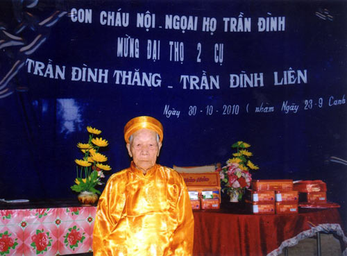 Công nhận kỷ lục cặp anh em cao tuổi nhất VN - 2