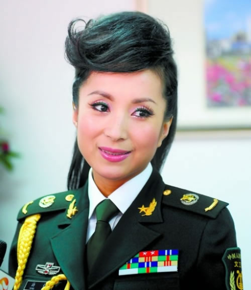 Tướng TQ xài chung bồ nhí với Bạc Hy Lai - 2