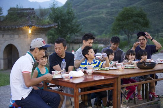 Bố con sao Hoa kiếm bộn tiền nhờ "Bố ơi, mình đi đâu thế" - 2