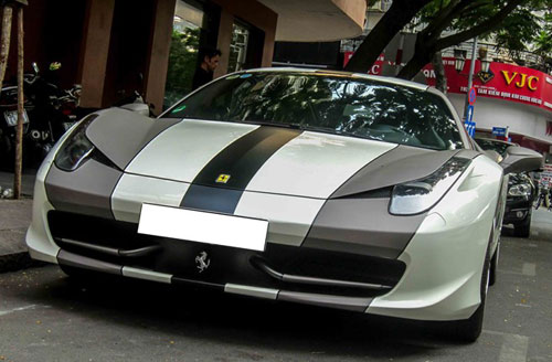 Ngắm chiếc Ferrari 458 Italia độc nhất Việt Nam - 3